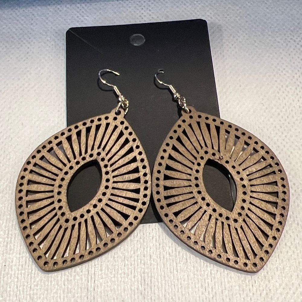 Elegant Brown Leaf Earrings